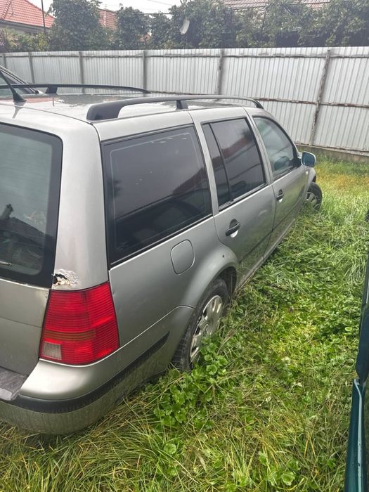 Vand VW Golf 4 pentru piese schimb/rabla