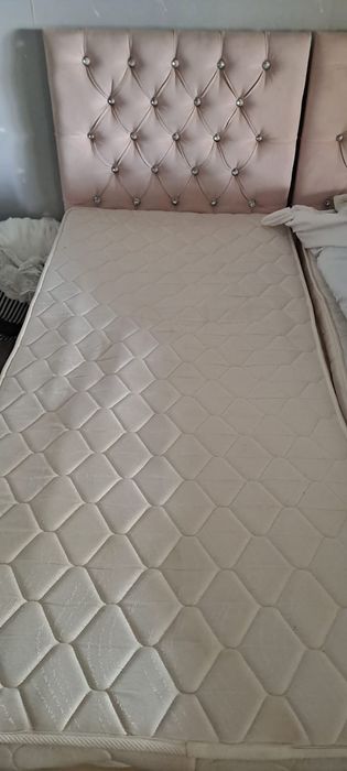 Продам б/у кровать