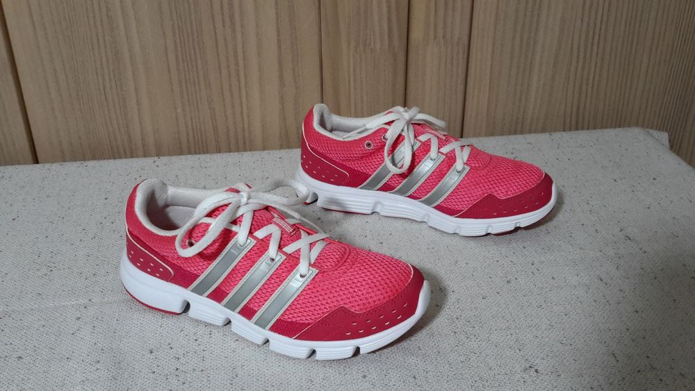 Adidasi Adidas run cool nr 36 2/3
