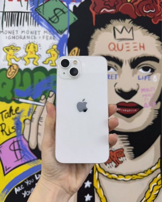 iPhone 13 128Gb с гарантией