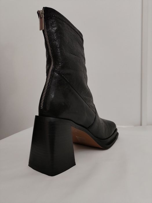 Papuci de dama din piele