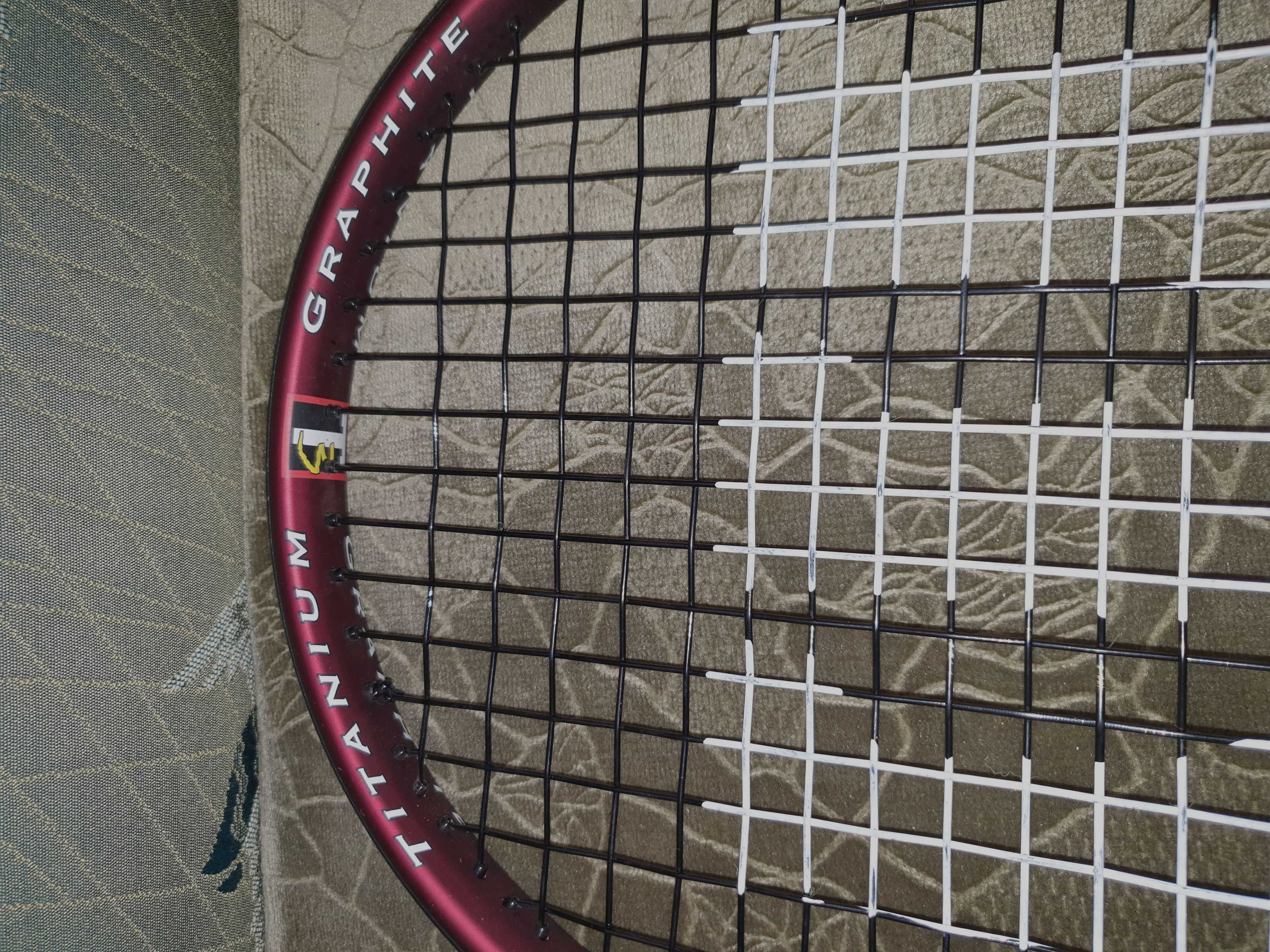 ракетка для большого тенниса
