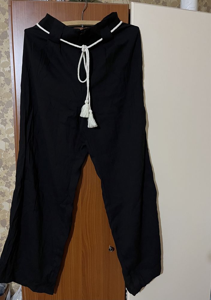 Pantaloni Reserved/ lcw/ only/ pull&bear