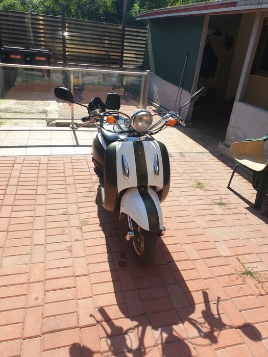 Vand schimb scuter retro 50cc  an 2020