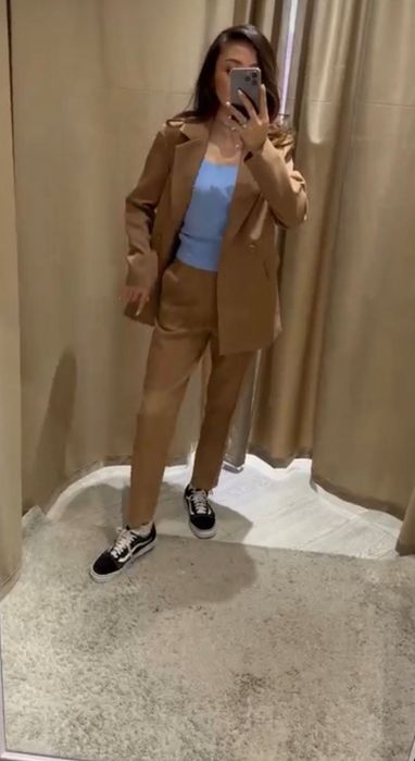 Костюм с брюками женский