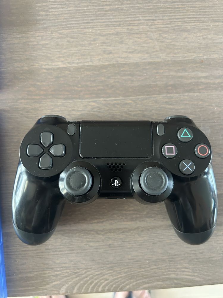 Playstation 4 slim