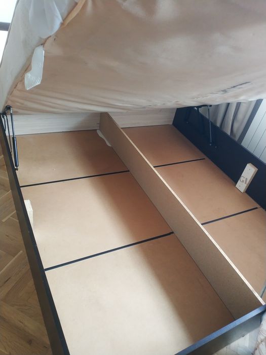 Спалня с матрак  164/200