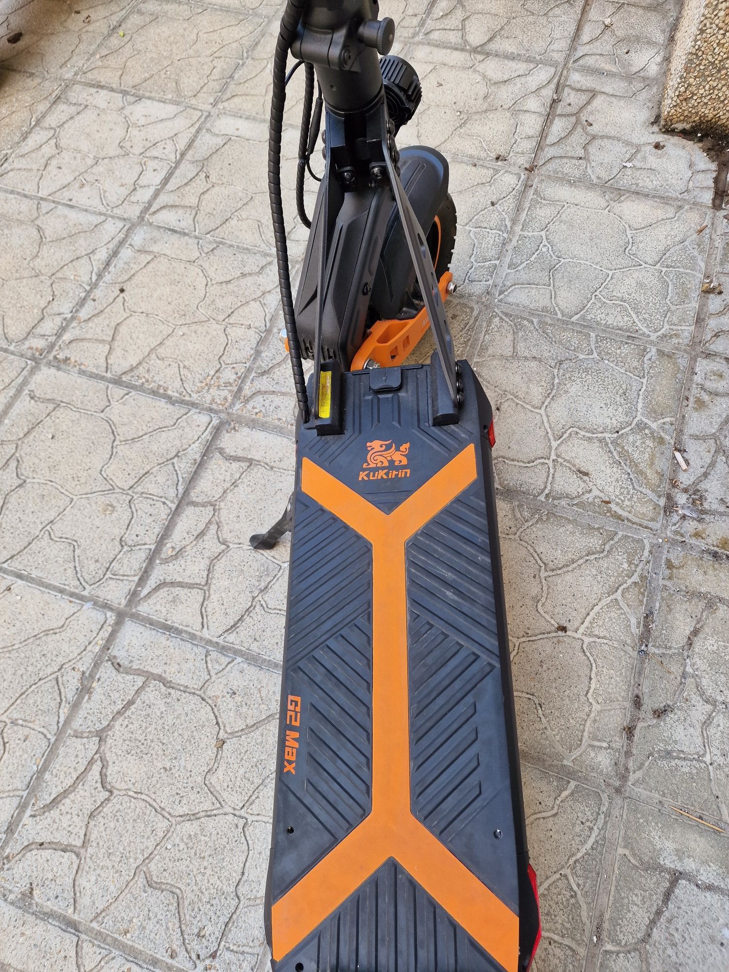 (KUGOO KIRIN) KUKIRIN G2 MAX - ел. тротинетка с общ пробег 100 км.