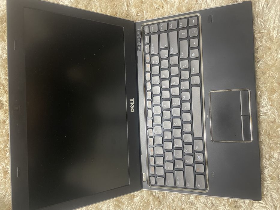 Se vinde laptop HP Vostro V131