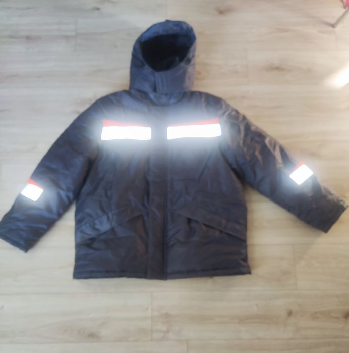 Продам новую спецодежду.