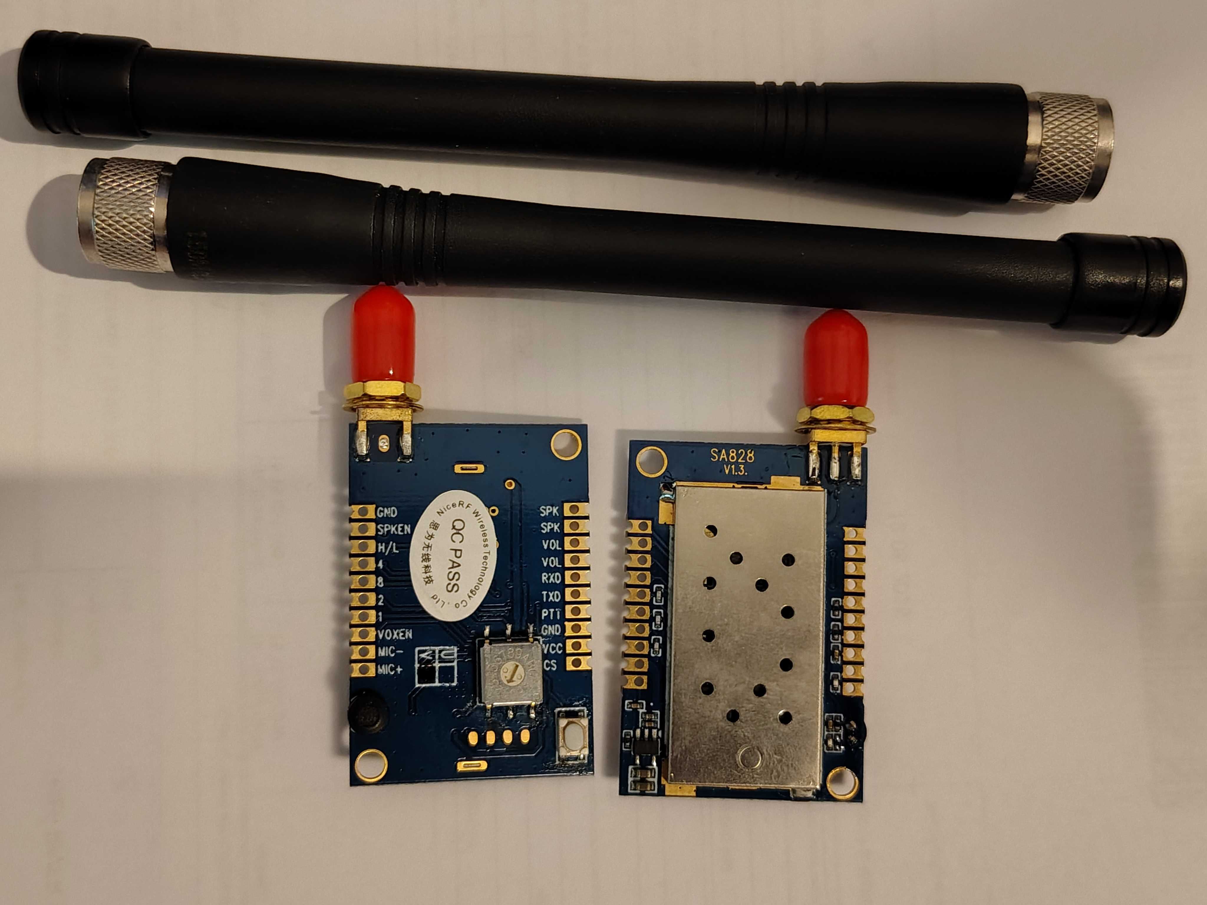 Set 2 bucati transceiver SA828 si antene