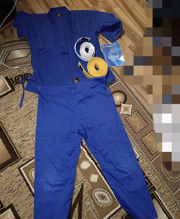 Форма для дзюдо или каратэ