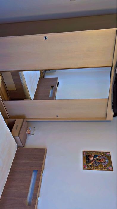 Set dormitor pat ,sifonier ,2 noptiere