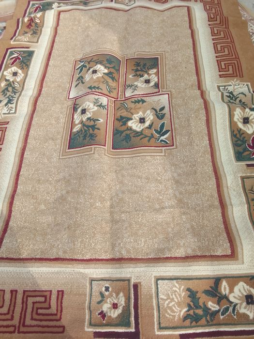 Ковры продаю в хорошем состоянии