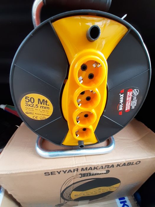 Tambur. 50 Metri 3×2,5 .