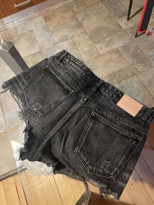 Zara къси панталони