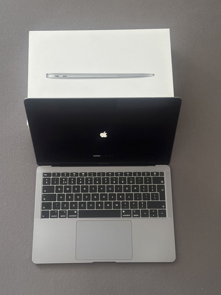 Laptop Apple Macbook air Retina 2018