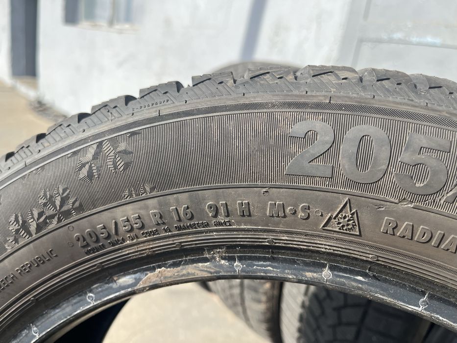 4 бр. зимни гуми 205/55/16 Semperit 5-5,5 mm DOT 2817