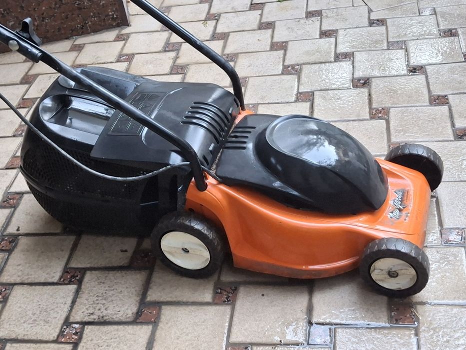 Газонокосилка б/у