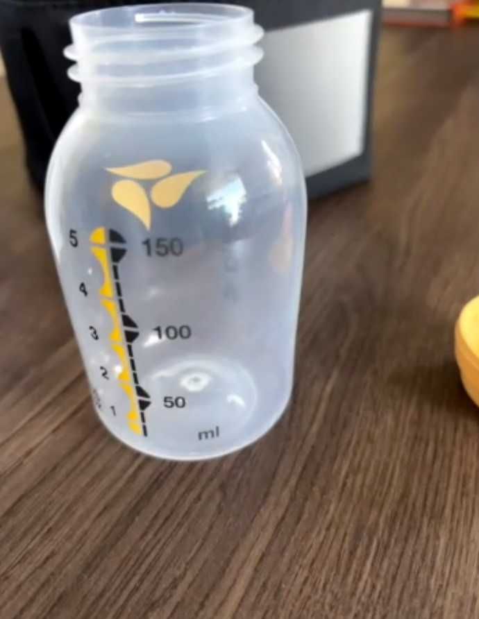 Комплект за изцеждане и съхранение на кърма Medela