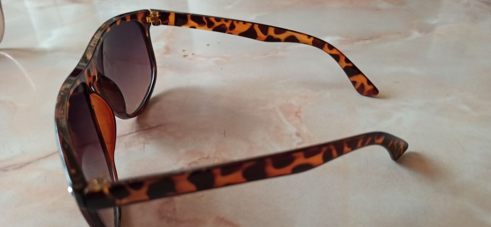 4 Ochelari de soare Missoni și Basley , unul de H&M + și altul no name