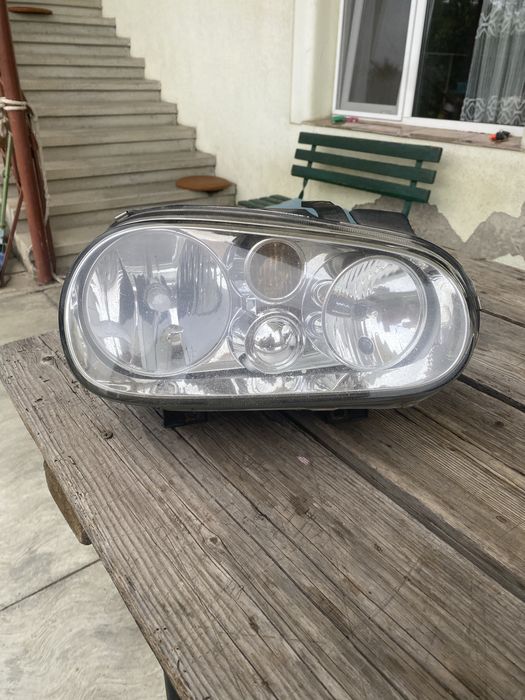 Far dreapta golf 4 original