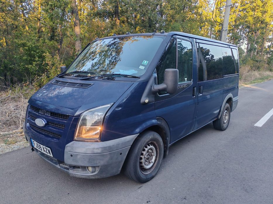 Ford transit 2.2 8+1 volan dreapta