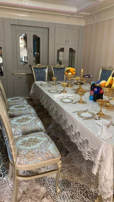 12 kishilik yap-yanggi stol stul sotiladi