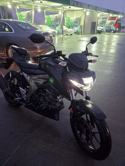Suzuki gsx-s 125