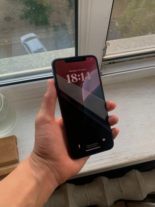 Iphone xs ideal xolatda