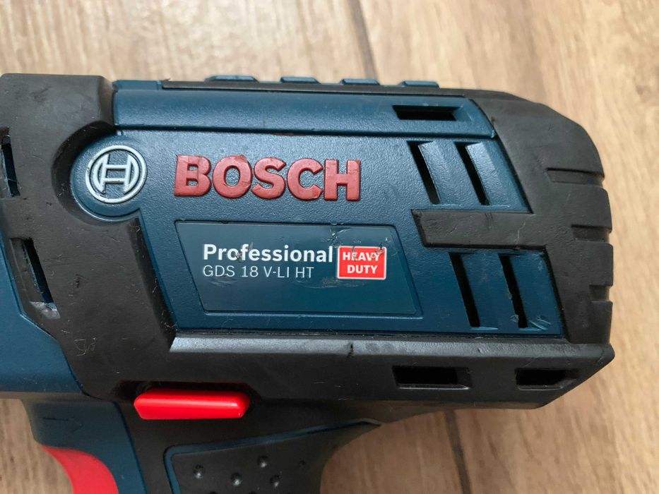 Pisrol impact BOSCH GDS 18V-LI HT_cuplu 650 Nm_Made in USA_impecabil