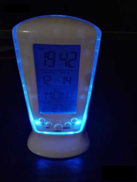 LED цифров настолен часовник, аларма, дигитален, термометър
