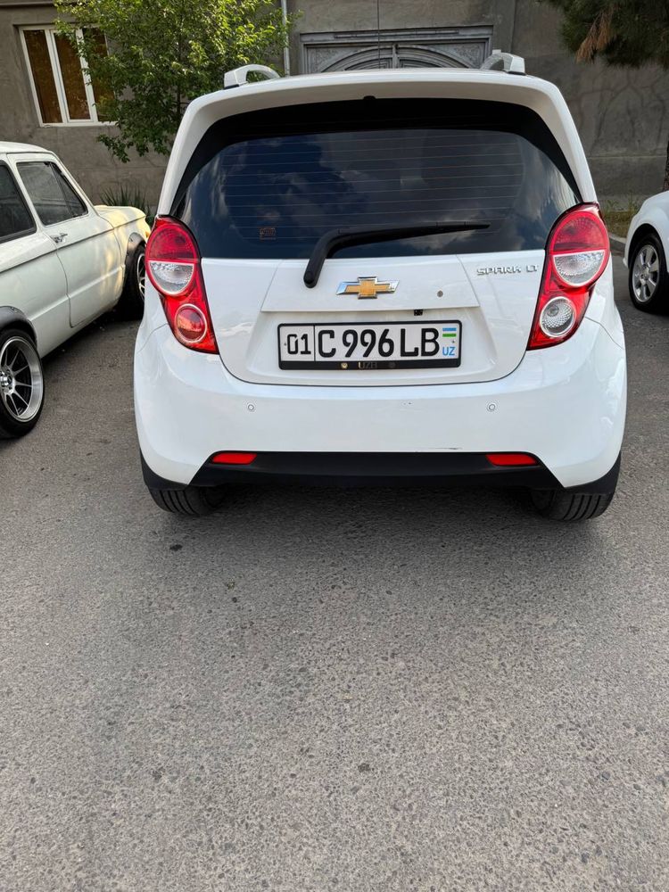 Spark 1.3 L srochna sotiladi
