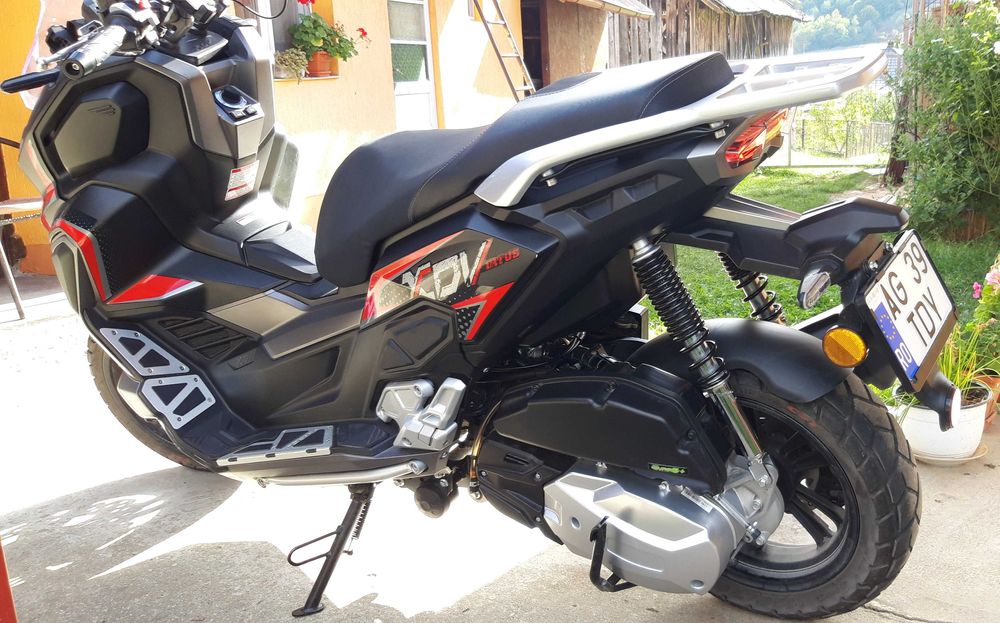 Scuter Daytona Virtus 125 , în garanție și cu acte, înmatriculat