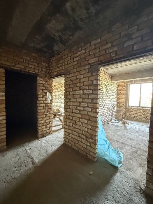 Продаётся Коробка 39м2 2х комнатная новостройка на 2-этаж Адрес Вокзал