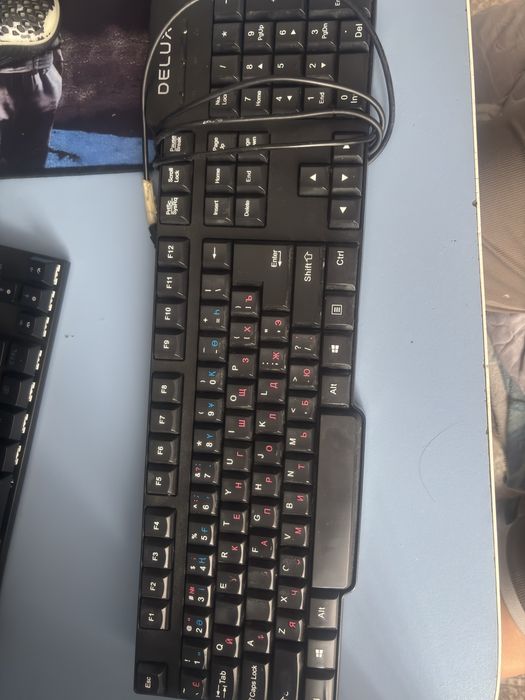 Клавиатура Delux