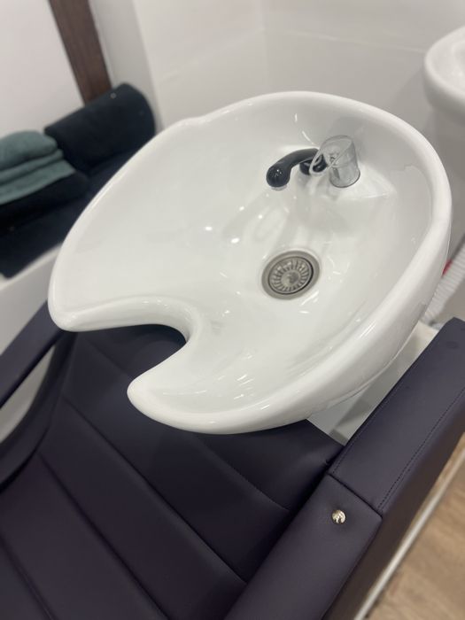 Чисто нова измивна колона