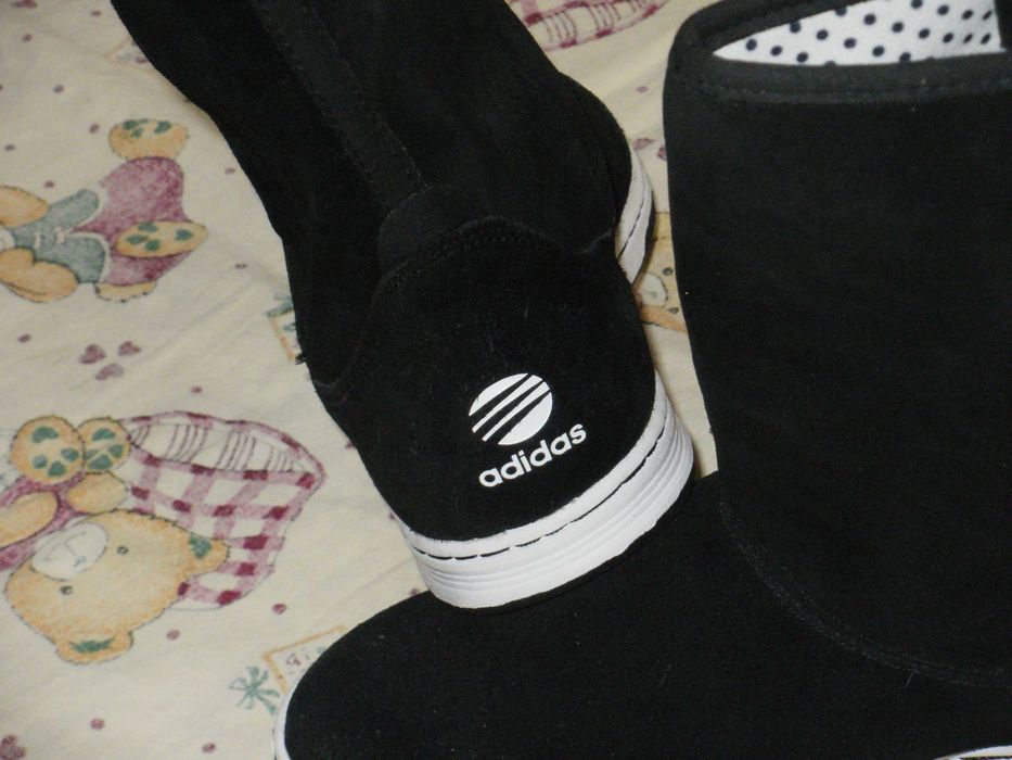 ADIDAS детски оригинални боти 36