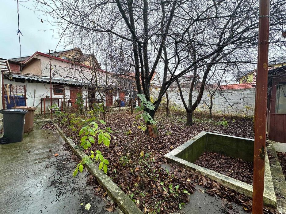 Casa singur in curte - 3 camere - zona Trei Stejari