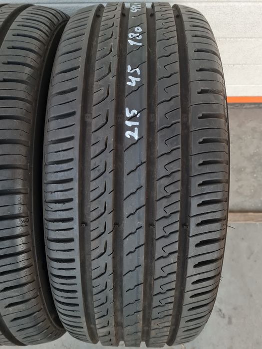 Летни гуми 2 броя BARUM Bravuris5 215 45 R18 дот 4421