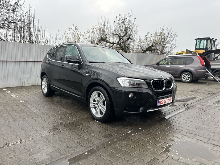 BMW X3 X-drive, Automat, Piele, Navi, Panoramic, Head up, Xenon