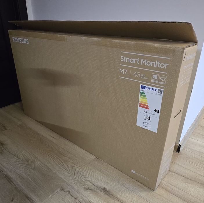 Monitor Samsung Smart Monitor M7 43 inch 4k UHD
