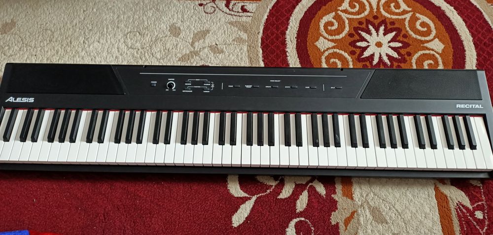 Электронное фортепиано