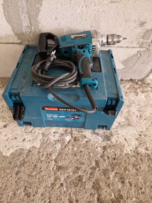 Mașina de găurit fără percuție Makita DS4011