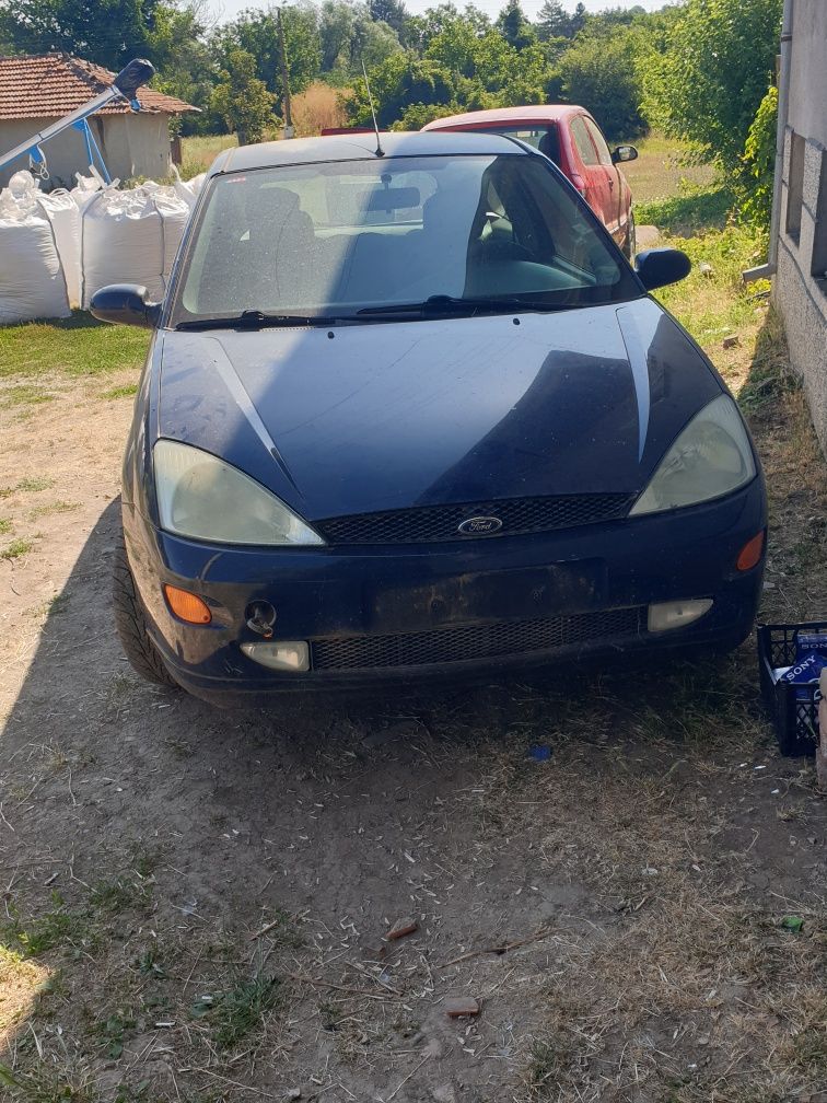 Ford focus 1.4 бензин 2003г.