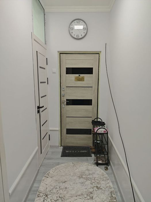 Юнусабад 8 квартал. Продается квартира 2/1/4