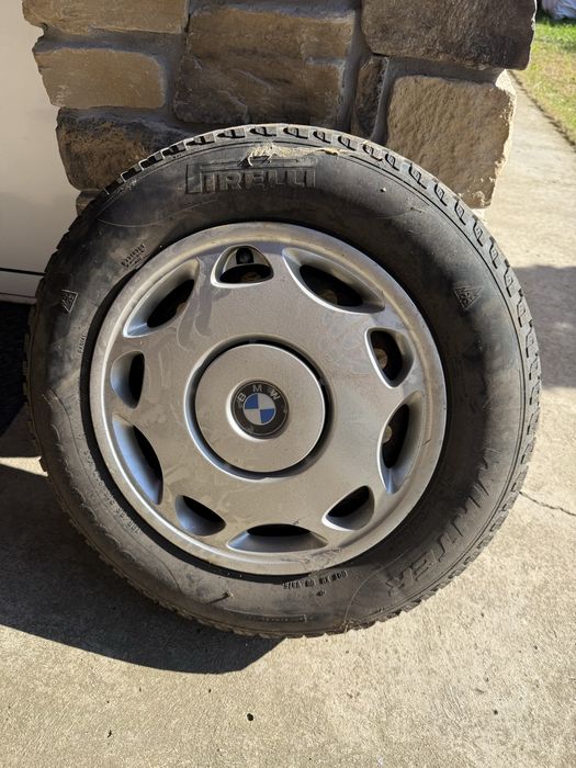 Зимни гуми 195/65R15