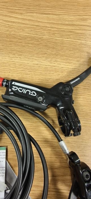 НОВИ ЧЕТИРИБУТАЛНИ SRAM Guide T предна и задна дискови спирачки колело