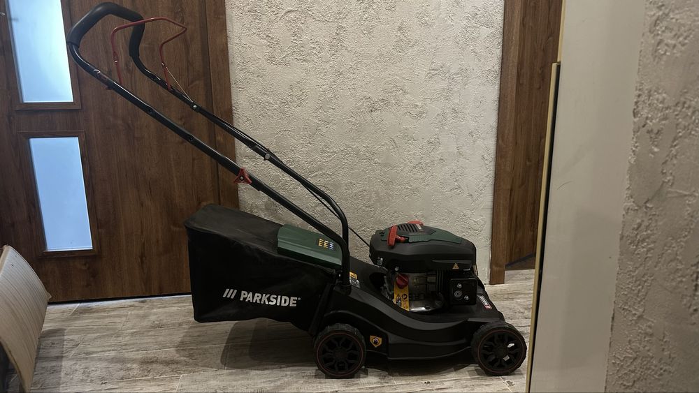 Продавам косачка PARKSIDE DBRM 39 C2 – Чисто нова !!!