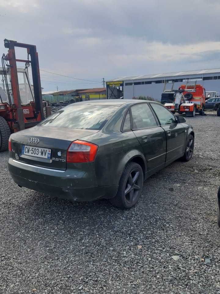 Dezmembrez Audi A4 B6 an 2004 motor 1.9 tdi tip AWX si AVF, 2.5TDI